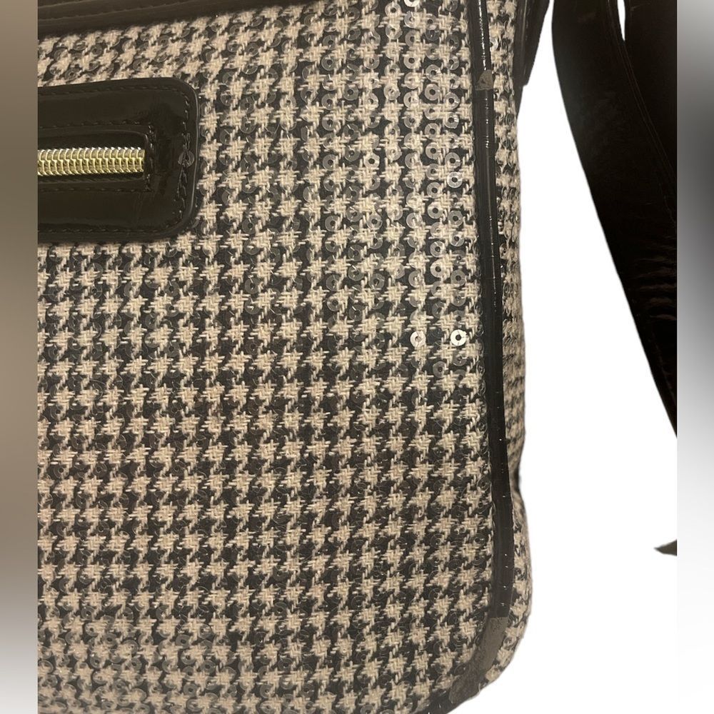 Betsey Johnson Black and Gray Houndstooth Shoulder Bag - Picture 4 of 7